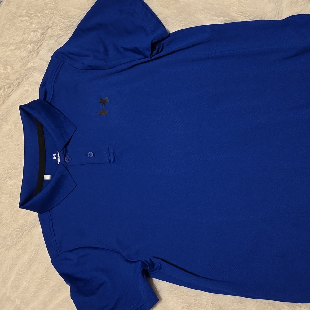 Under Armour polo short